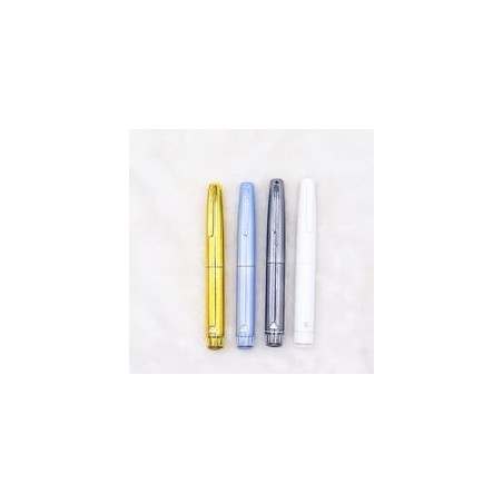 v4 Refillable pen